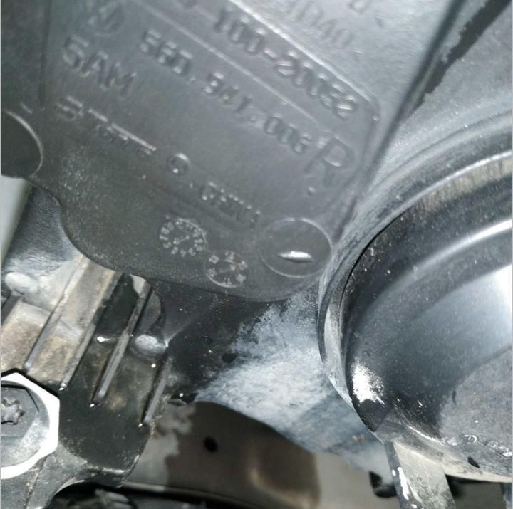 五年|大众帕萨特新车低至13万,花11万买辆开了五年的二手帕萨特图啥