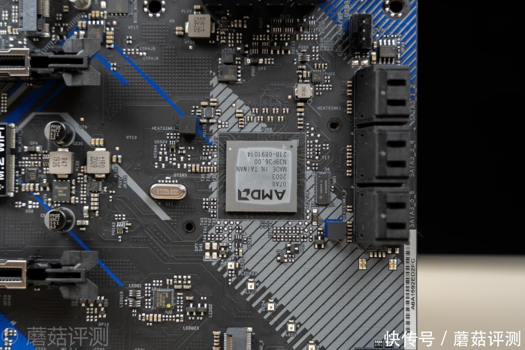 华擎|一块性价比超高的B550主板、华擎B550 Extreme4极限玩家主板 评测