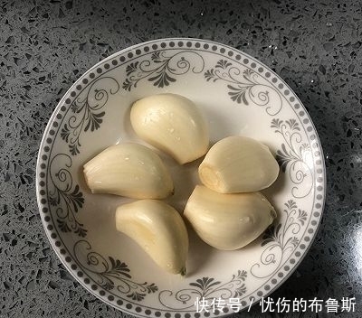  自创|自创蒜香肉糜馒头吐司