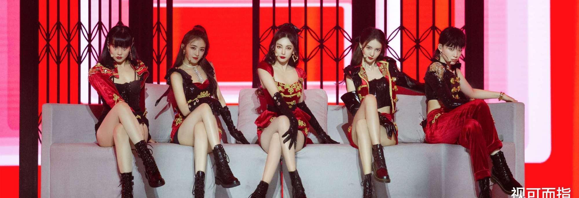  粉丝|《浪姐》起内讧？万茜和李斯两家粉丝因投票互撕，路人成遮羞布