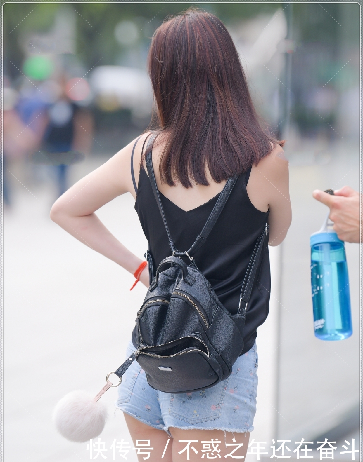 完美|夏季真丝吊带,面料光滑有气质,秀出完美身材