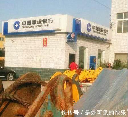 老板|每日一笑:老板,你家这模特,很符合现在的人群呀!