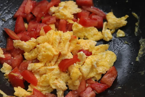 不及|减肥药吃一把,不如喝这一碗汤,肥胖避之不及,想长肉都难