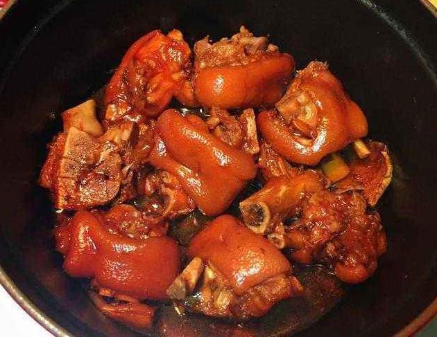 小窍门|猪脚这样炖才算好吃?教你小窍门,炖出来的猪蹄软糯不腻!