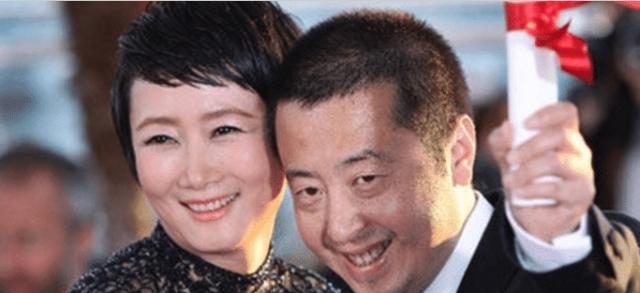  吃晚饭|她为了不变老，坚持20年不吃晚饭不生娃，如今42岁老的像62岁