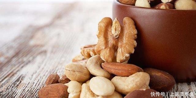 熬煮豆浆|教你自己在家磨豆浆更好喝又健康,早餐来一杯再合适不过了!