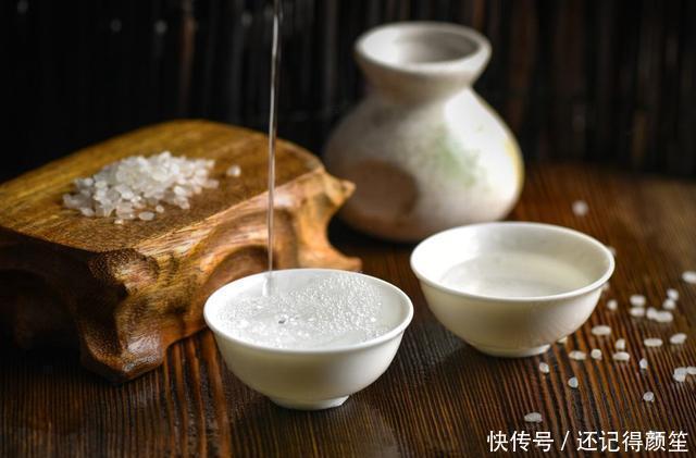 枝江大曲|继飞天茅台后,中国这3种“粮食酒”,价格便宜,香味浓郁味道好