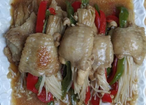 开胃|简单好吃的金针菇鸡翅卷,鲜嫩爽口,营养开胃,不错的家常美食