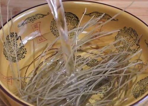  美食|不用和面的韭菜盒子，简单好吃，营养美味，15分钟品尝家常美味