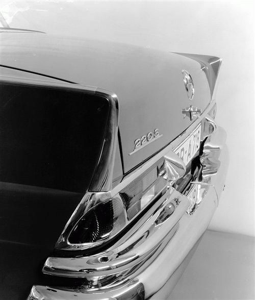 回顾|看经典如何传承 奔驰S级车型历史回顾