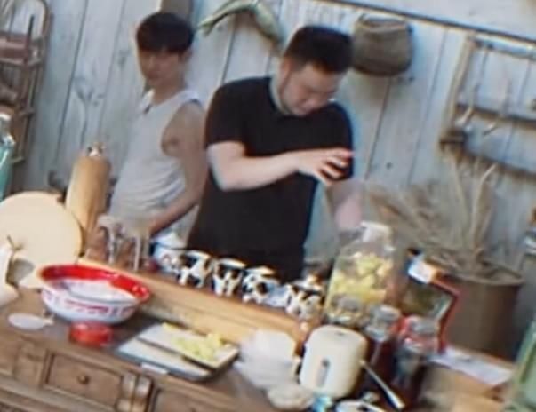 酿造|《向往4》后再无下一季宋丹丹酿造菠萝酒,何炅不慎说漏嘴了