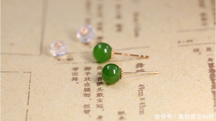 气质|如何挑选合适的耳钉,衬托高雅的气质