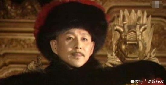 大臣|康熙在孔子墓前不下跪,大臣遮住墓碑上一字,康熙见状立即下跪