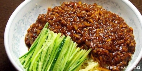 细节性的东|做炸酱面,先别急着炒酱,老面馆大厨:顺序不对,炸酱面不会好吃