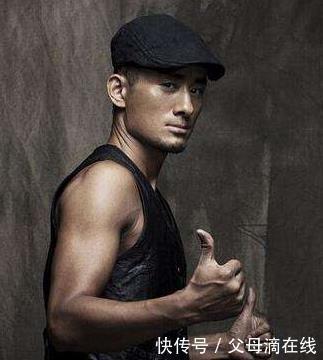 骗局|当年爆红的草根歌手阿宝,为观众编造了一个怎样的励志骗局?