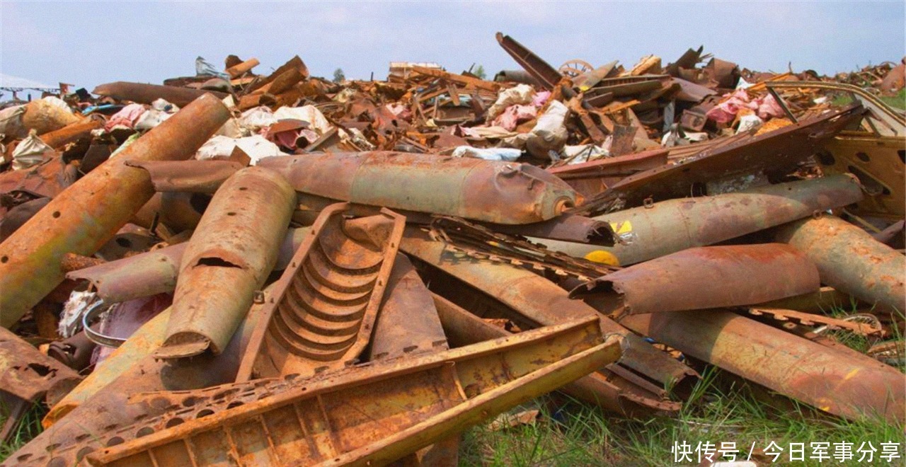 炸弹|穷得只剩炸弹?8000万枚未爆炸弹一碰就炸,有土地也只能挨饿