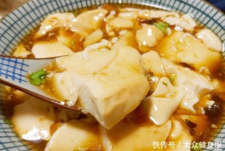 黄豆|豆腐脑在家做很简单,1碗黄豆8碗水,豆腐脑又嫩又滑,比买的好