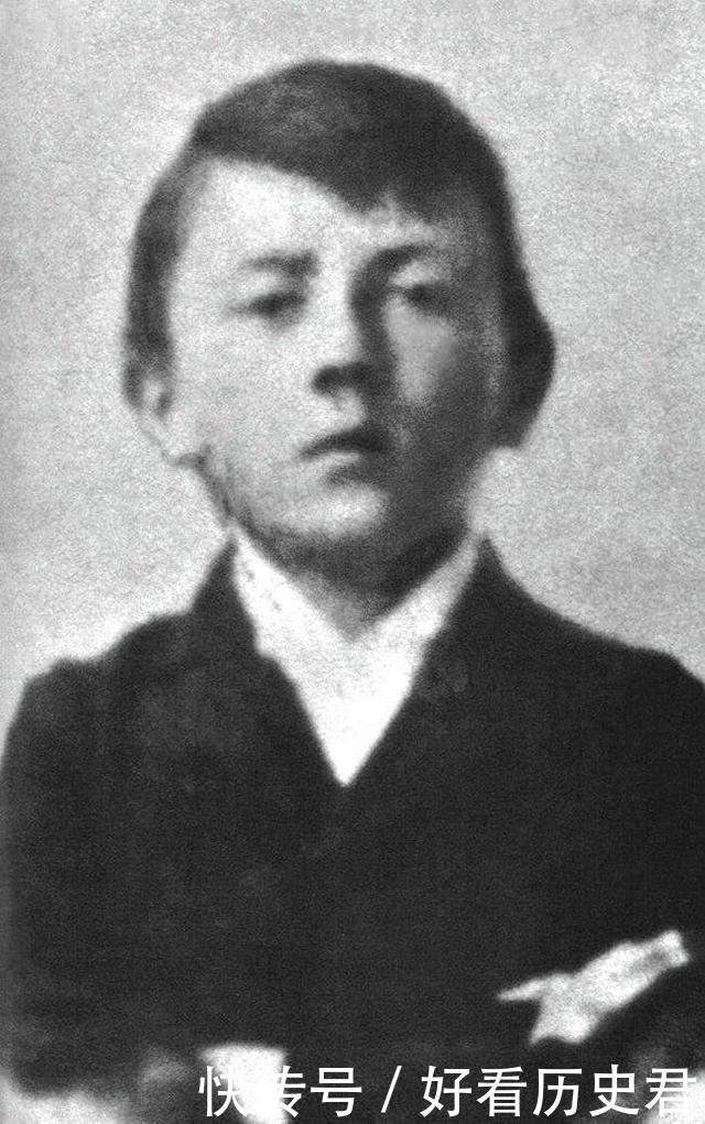 希特勒|这些神奇的巧合,让希特勒得以成功掌权