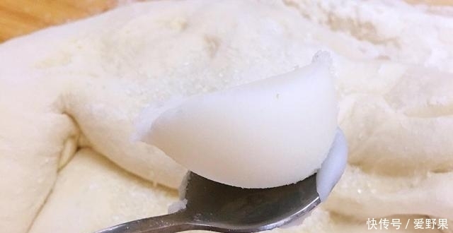 老面|超详细的酵母发酵过程,如何把握酵母粉的量,堪比老面发酵的味道