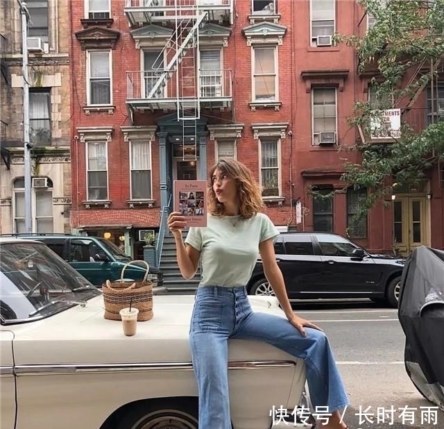 说了算|“喇叭裤”土不土你说了算!今年流行这样来穿,跟着穿就时髦显瘦