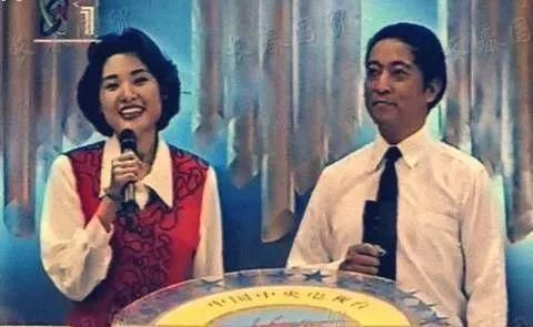 告别|曾是央视“最美”主持人挤掉倪萍,斗过董卿却突然告别央视