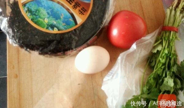 西红柿|教你快手热汤面的食谱,吃一口面,喝一口汤,秋冬季节不怕冷