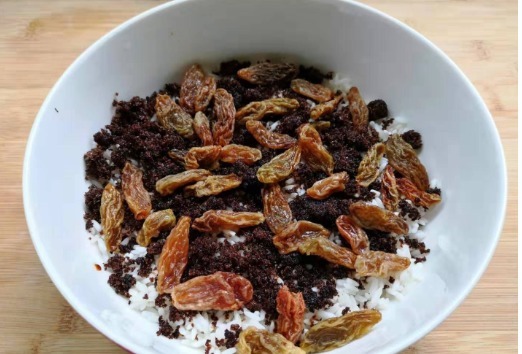 层糯米|红糖糯米饭的家常做法,这样做软糯香甜,孩子超喜欢,太好吃了