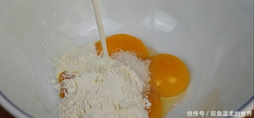 美食|自从学会鸡蛋这样做，我家3天就要吃一次，上桌孩子都抢着吃