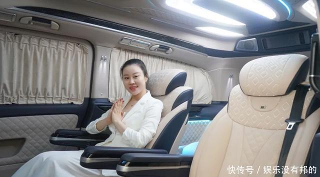 威霆|同样的外观内饰,价差高达30万,你会选奔驰威霆还是V级?