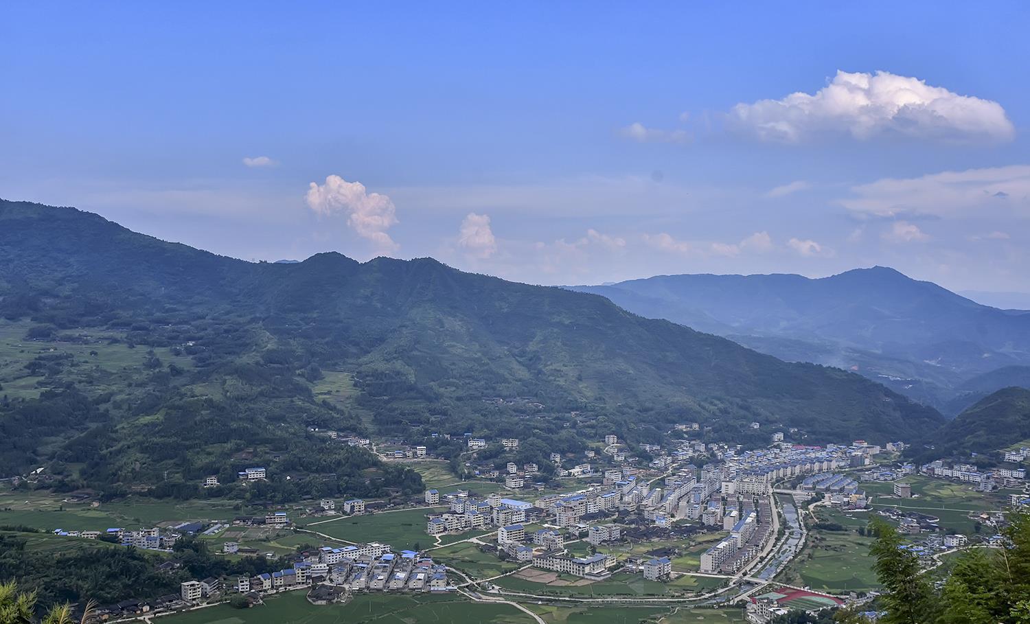 蛤蟆|养在深闺的联合梯田，蛤蟆一跳过三丘