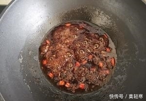  脆爽|香辣脆爽，开胃又下饭的腌黄瓜，一盘不够吃