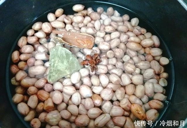 过节|过节聚餐饮食太油腻,一份凉拌花生米,解腻去油,下酒比酱牛肉好