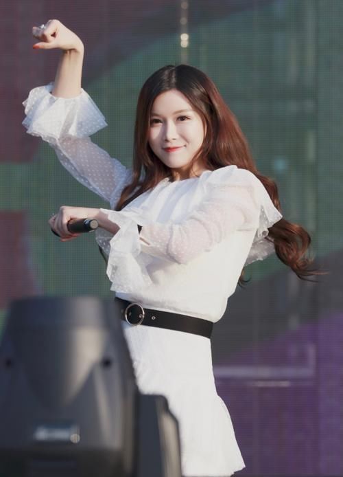  火箭|被《创造101》淘汰的她，如今成人生赢家，连火箭少女都望尘莫及