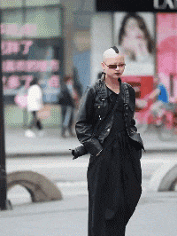 舞姿|搞笑GIF:这舞姿,真是把我迷晕了!