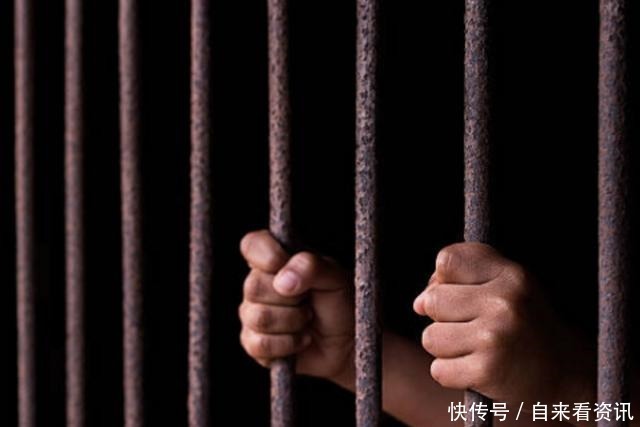  劫匪|男子与劫匪撞衫被误关15天 苦读法律获赔1570万