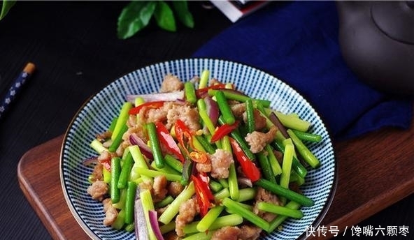 好吃|用猪肉炒菜时,千万不要直接下锅,多了这一步,肉不硬,鲜嫩好吃