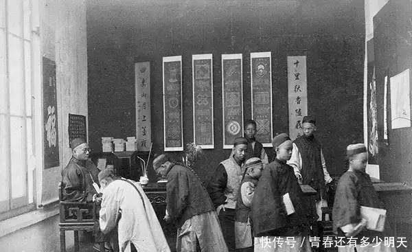 花轿|结婚当天，新娘说什么都不上花轿，媒人一怒之下新郎我女儿嫁你！