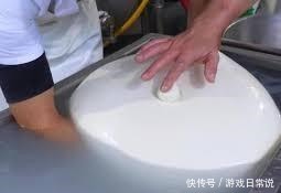 美食|一个小吃五十块,一天只卖两百个,你知道这是什么新奇的小吃吗