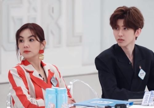 撑不住|青春有你2播放在即,节目滤镜却一言难尽,蔡徐坤lisa撑不住