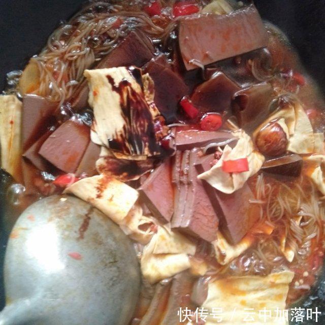  特别|酸辣血旺，酸辣鲜香，特别的开胃