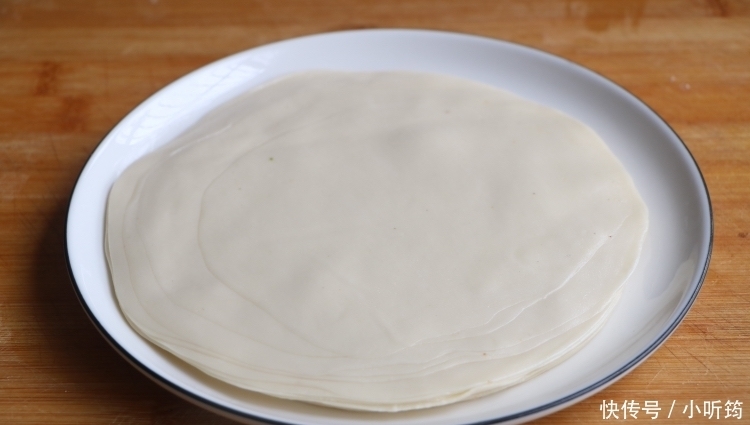 饺子皮|春饼别买了,不和面不揉面,10分钟做100张,又薄又劲道