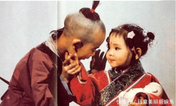 板儿|《红楼梦》里一个板儿, 羞杀了多少权贵?