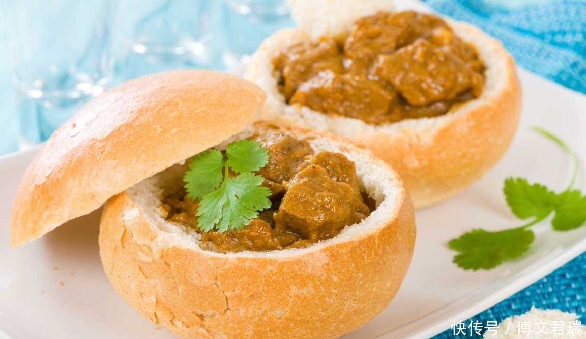 食物|出国旅游:盘点旅行中10种最让人垂涎三尺的街头食物,您吃过吗?