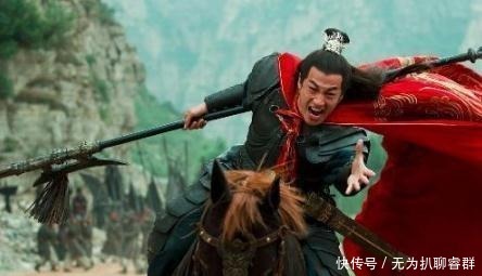  兵器|三国演义十大兵器 曹操居然暗藏一把神器, 吕布方天画戟仅第三