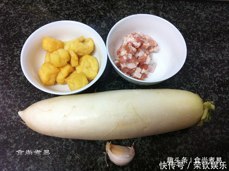 靠边站|天凉了,大鱼大肉靠边站,此款平民快手菜,鲜甜好吃又开胃