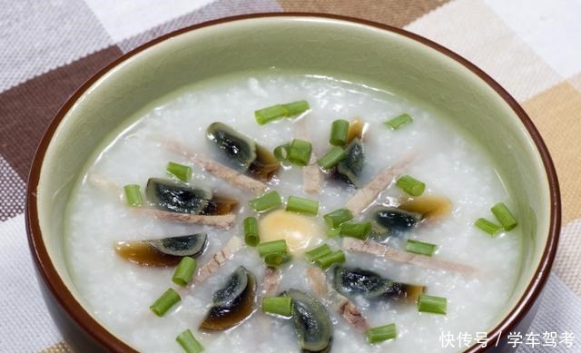 详细|广式皮蛋瘦肉粥怎么做详细做法步骤,嫩滑爽口,好喝又营养