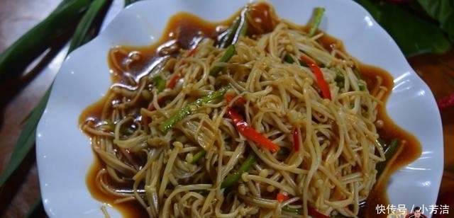  美食教程|凉拌金针菇最好吃的做法，简单好吃又健康，看看你喜欢吃不？
