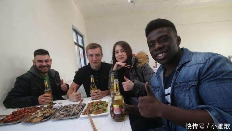 外国人|外国人采访: 吃过哪些“让你后悔”的中国菜? 老外的回答亮了!