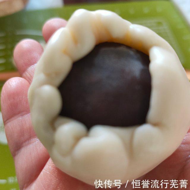 蛋黄|蛋黄酥,自己做的吃着更健康