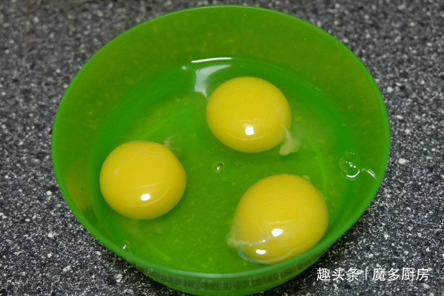 菠菜|简单易做的玉米面菜团子,不和面不擀皮,更不烫面,全家都爱吃